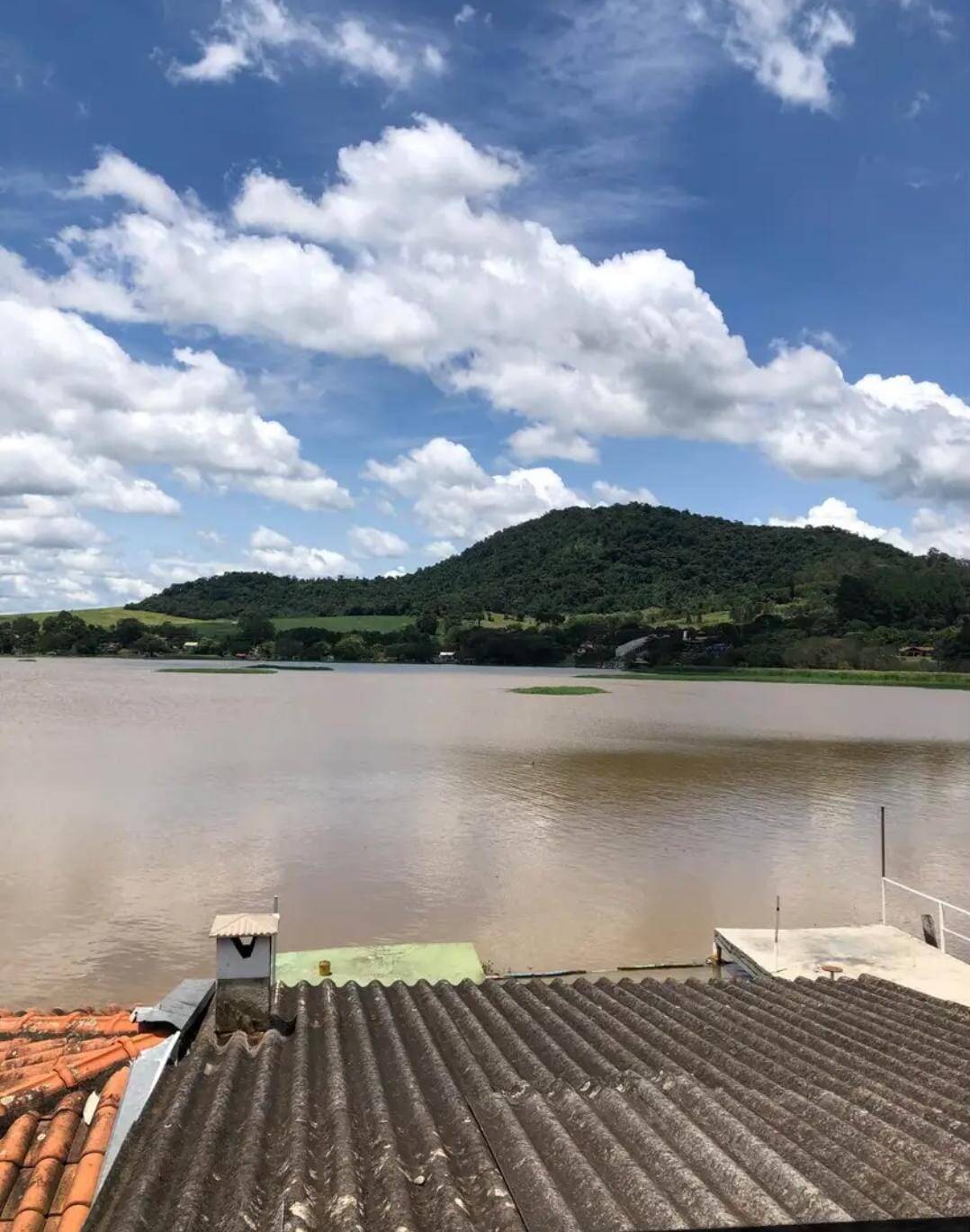 #298 - Casa para Venda em Atibaia - SP