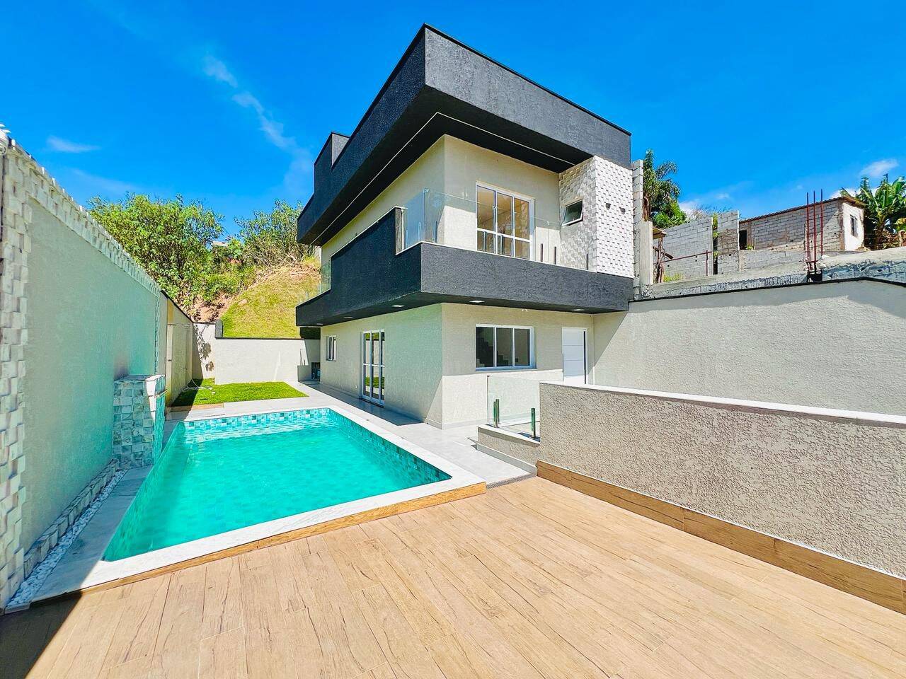 #410 - Casa para Venda em Mairiporã - SP