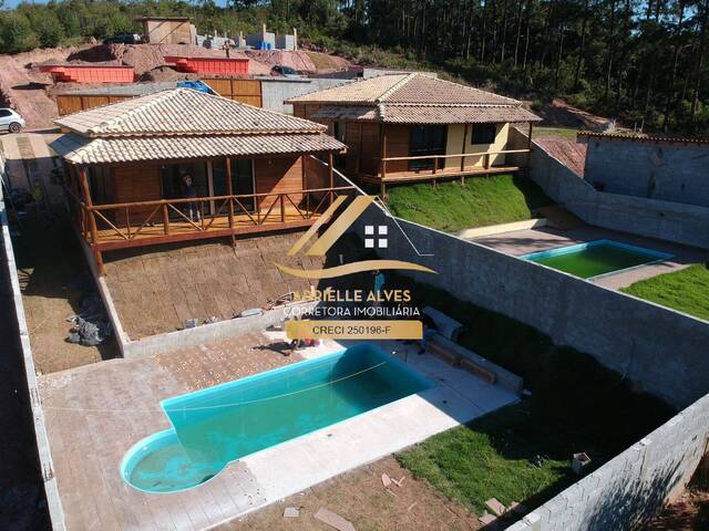 #228 - Casa para Venda em Mairiporã - SP