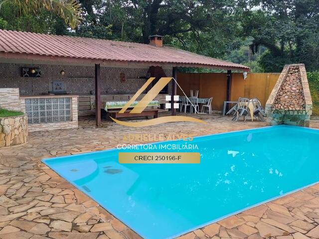 Venda em Pirucaia - Mairiporã